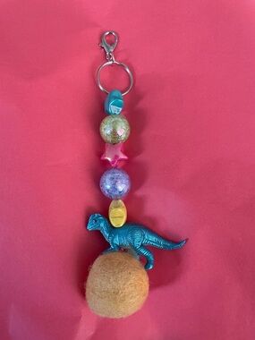 Kid’s entrepreneur shop Colorful Dinosaur Bead keychain or purse charm